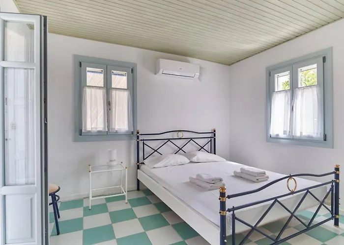 Santa Maria In Paros * Santa Maria (Paros)