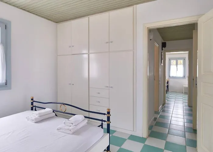 Santa Maria In Paros *